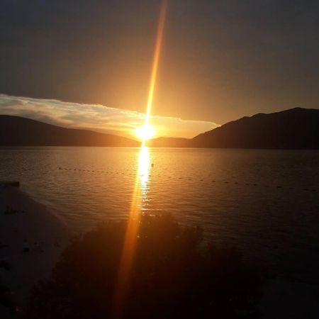 " Tiamat " Apartmani Tivat Exterior photo